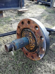 2019-09-03-Uvolnene-zhlavi-vrtu